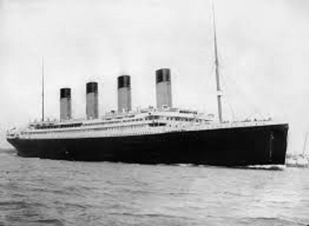 Das Schicksal wollte es so: Die Familie sollte auf der Titanic reisen, aber eine plötzliche Entscheidung rettete ihnen das Leben