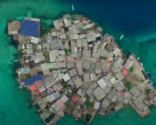 Ein Mann wollte seine Ex zurück und baute eine ganze Insel. Quelle: Screenshot Youtube