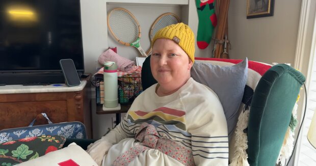 „Ich hielt an uns fest, doch er ließ los“. Quelle: Youtube Screenshot