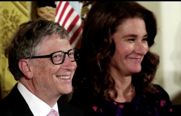Bill und Melinda Gates. Quelle: Screenshot YouTube