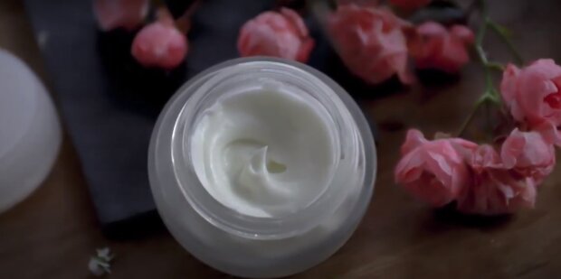 Saft-Shampoo und Ketchup-Maske: Promi-Schönheitsgeheimnisse