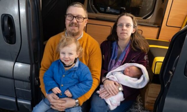 Willkommener Familienzuwachs. Quelle: Screenshot YouTube