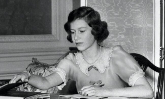 Die erste Liebe der Königin: wen Elizabeth anstelle von Prinz Philip heiraten könnte