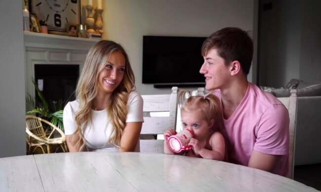 Junge Mama. Quelle: Screenshot