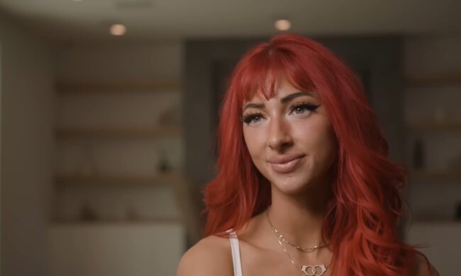 Die Uhr der Arroganz. Quelle: Youtube Screenshot