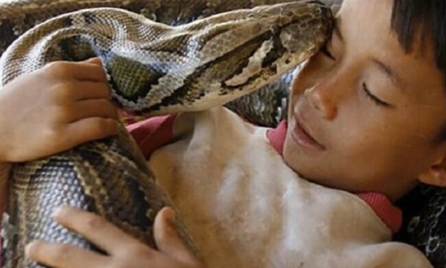 Gute Freunde. Quelle: Youtube Screenshot