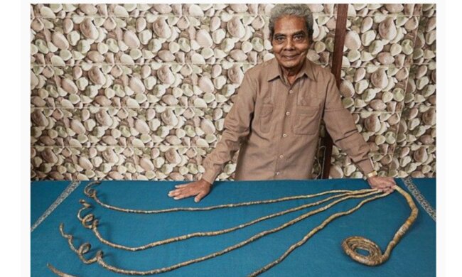 Der 78-jährige Inder lässt seit über 60 Jahren Nägel an seiner linken Hand wachsen