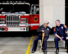 Feuerwehrleute kümmern sich seit über 60 Jahren um einen armen Mann