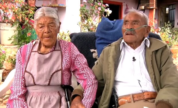 11 Kinder, 68 Enkel, 114 Urenkel und 21 Ur Ur Enkel: Ein Paar, das seit 85 Jahren zusammen ist, hat die Geheimnisse des Familienlebens verraten