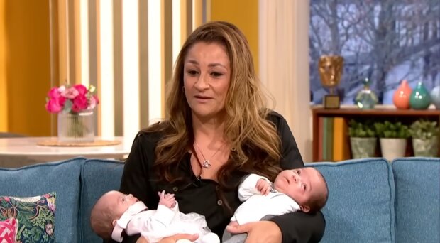 „Fruchtbarkeit vs. Karriere“: Experte erklärt, wann eine Frau wirklich ein Kind bekommen sollte