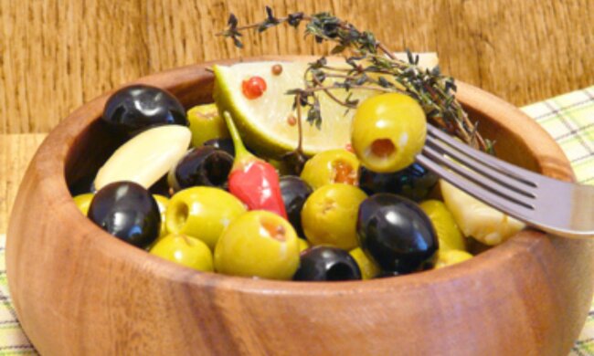 Eingelegte Oliven nach spanischer Art: ein delikates Rezept