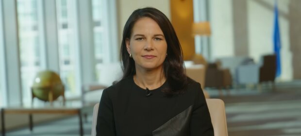 Debatte um Politiker-Styling. Quelle: Youtube Screenshot