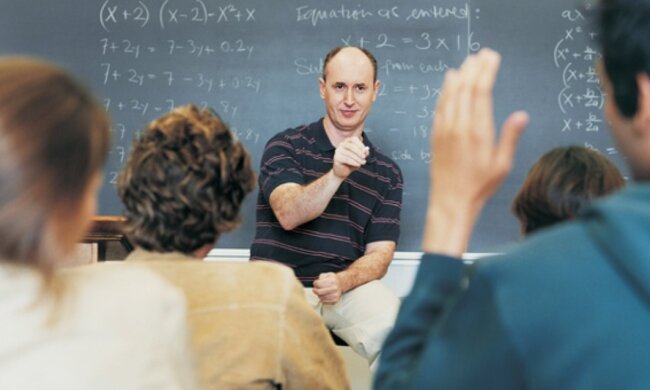Weltlehrertag: In Deutschland gibt es einen Mangel an Lehrern, so der Stadtrat in einer Erklärung