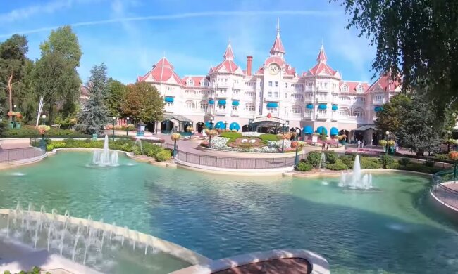 Disney Land. Quelle: Youtube Screenshot