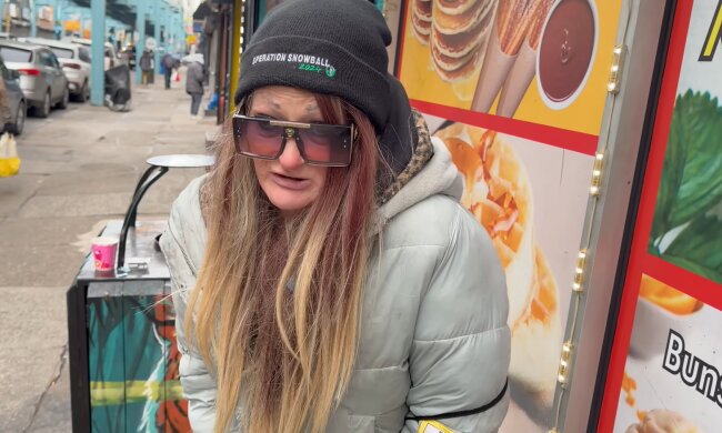 Molly, 45. Quelle: Youtube Screenshot