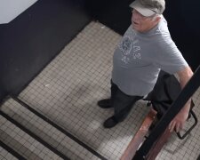 Treppen statt Würde. Quelle: Youtube Screenshot