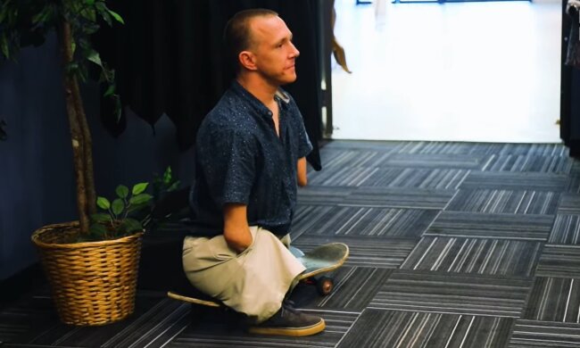 James Fox. Quelle: Youtube Screenshot