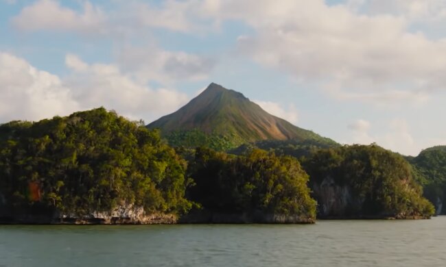 Land. Quelle: Screenshot YouTube