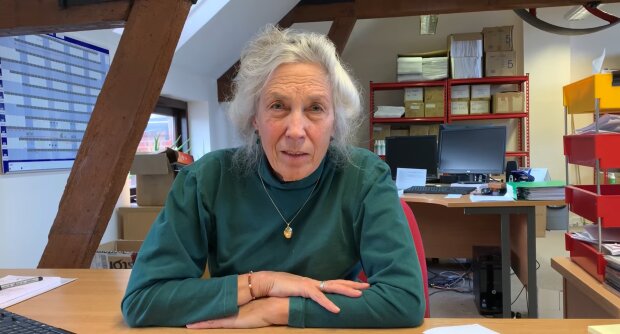 77 Jahre alt, frei und glücklich. Quelle: Youtube Screenshot