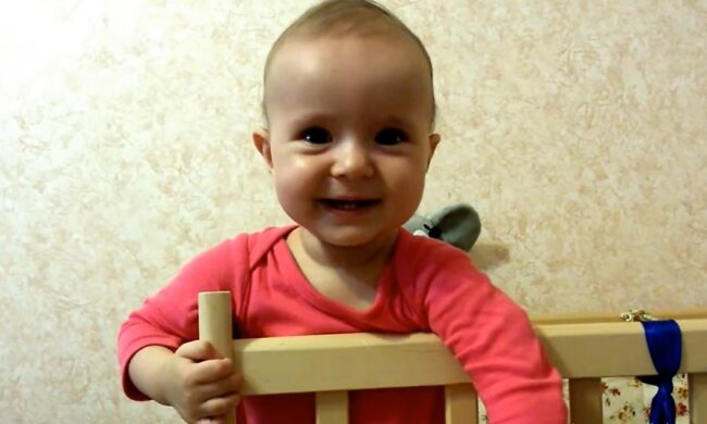 Die Kleine. Quelle: Youtube Screenshot