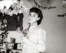 Ertrug Hunger und Verluste: Wie Audrey Hepburn ohne Make-up aussah
