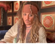 Johnny Depp als Kapitän Jack Sparrow.  Quelle: Screenshot YouTube