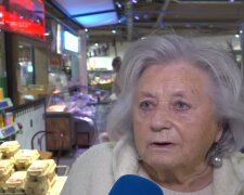 „Ich bin 77, aber meine Kreditkarte feiert mit“. Quelle: Youtube Screenshot