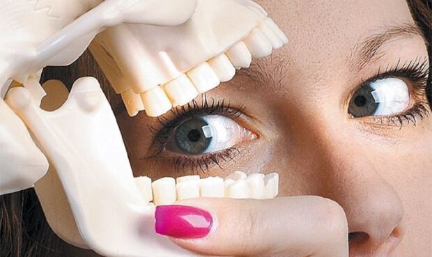 Zahnärzte erzählen, was passiert, wenn man sich weigert, die Zähne zu putzen: Details