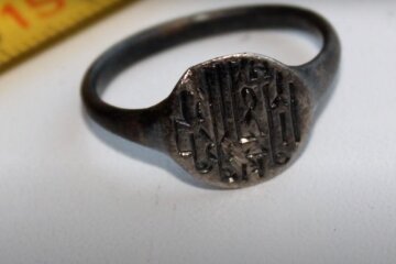 Mittelalterlicher Ring. Quelle : Screenshot YouTube