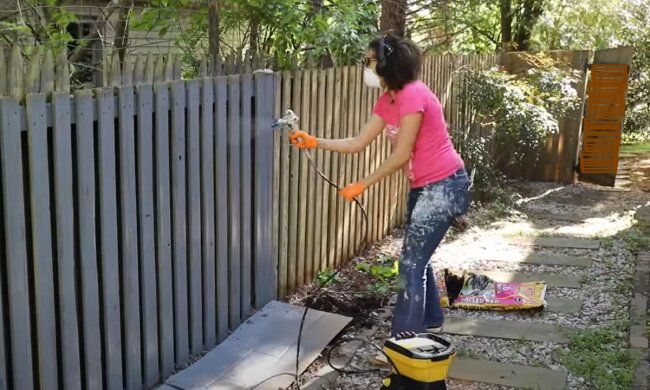 Der Zaun wird oft zu einem Grund für Streitigkeiten. Quelle: Screenshot YouTube