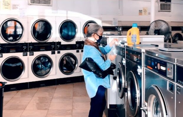 Nachbarschaftliches Missverständnis wegen Wäscherei. Quelle: Screenshot YouTube