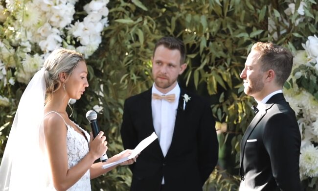 Rührende Hochzeit. Quelle: YouTube Screenshot