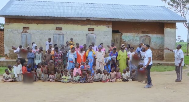 Das Leben einer großen Familie im Senegal. Quelle: Youtube Screenshot