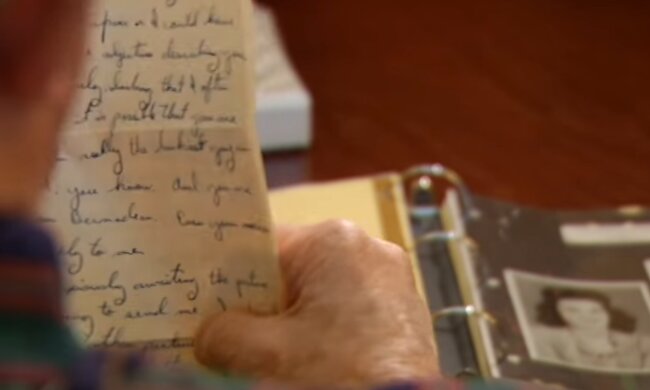 90-jähriger Mann bekam einen Liebesbrief zurück. Quelle: Screenshot Youtube