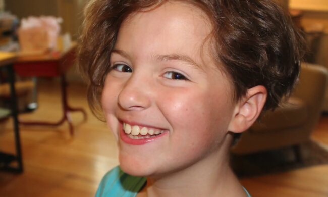 Sara. Quelle: YouTube Screenshot