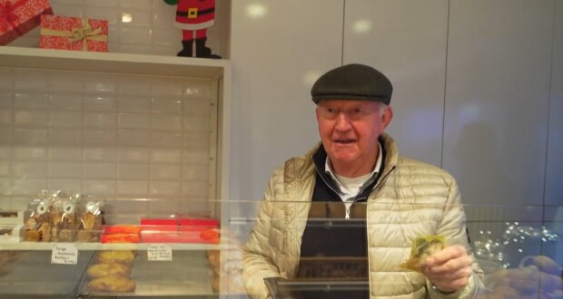 Was Deutsche an Weihnachten zahlen. Quelle: Youtube Screenshot