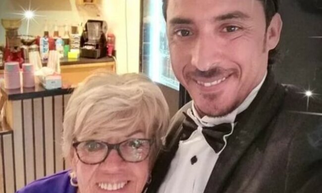 Die Geschichte einer 81-jährigen Frau, die ihren 36-jährigen Freund geheiratet hat: ihre Schwiegermutter ist zehn Jahre jünger als sie