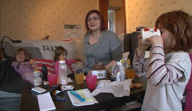 "Ich bin müde, überfordert – aber niemals aufgebend". Quelle: Youtube Screenshot