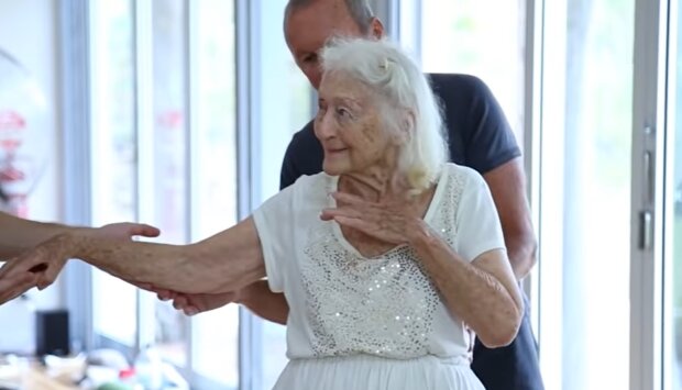 Die älteste Tänzerin auf dem Planeten: Sie ist 107 Jahre alt und sie tanzt immer noch