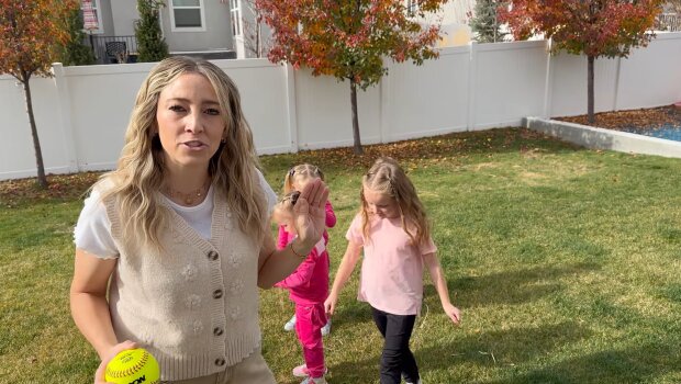 „Karriere ist planbar, Kinder nicht – und ich liebe es trotzdem“. Quelle: Youtube Screenshot