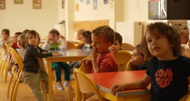 "Warum kostet ein Schulmittagessen so viel?" Quelle: Youtube Screenshot