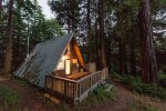 Ein altes verlassenes Haus verbirgt in sich ein echtes Märchen