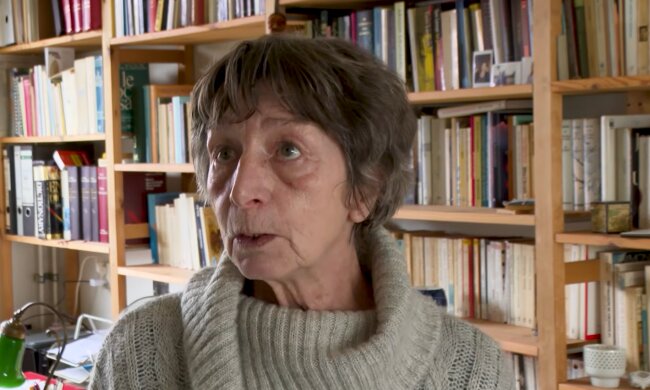 Caroline, 59. Quelle: Youtube Screenshot