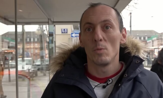 Freundin oder Bürokratie? Quelle: Youtube Screenshot