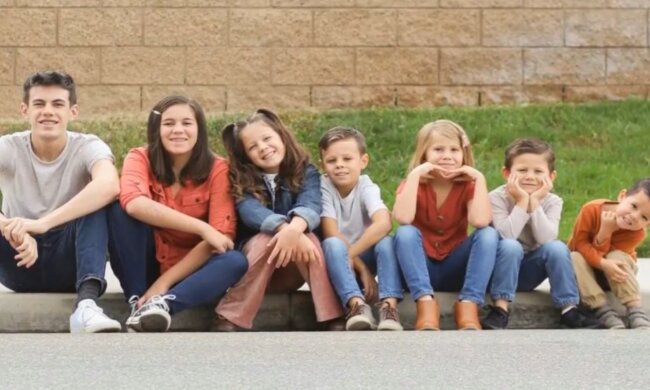 Glücklich zusammen. Quelle: Screenshot YouTube