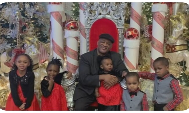 Große Familie von Lamont Thomas. Quelle: Youtube Screenshot