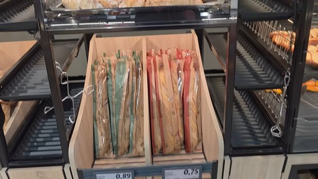 Kundin kritisiert Hygiene bei Lidl: „Brot wird ständig angefasst“