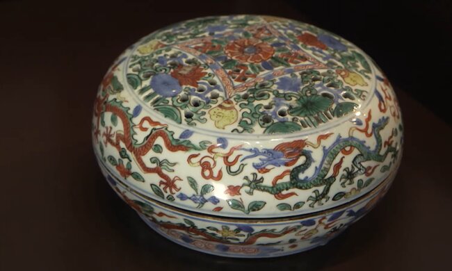 Ming-Porzellan. Quelle: Screenshot Youtube