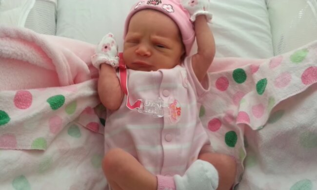 Neugeborenes Baby.  Quelle: Youtube Screenshot