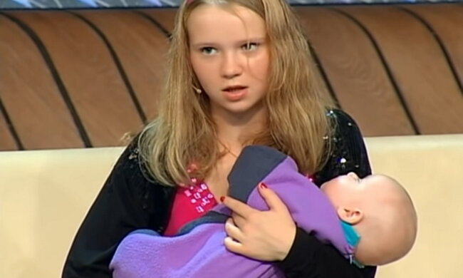 Mädchen wurde mit 14 Jahren Mutter. Source: Youtube Screenshot